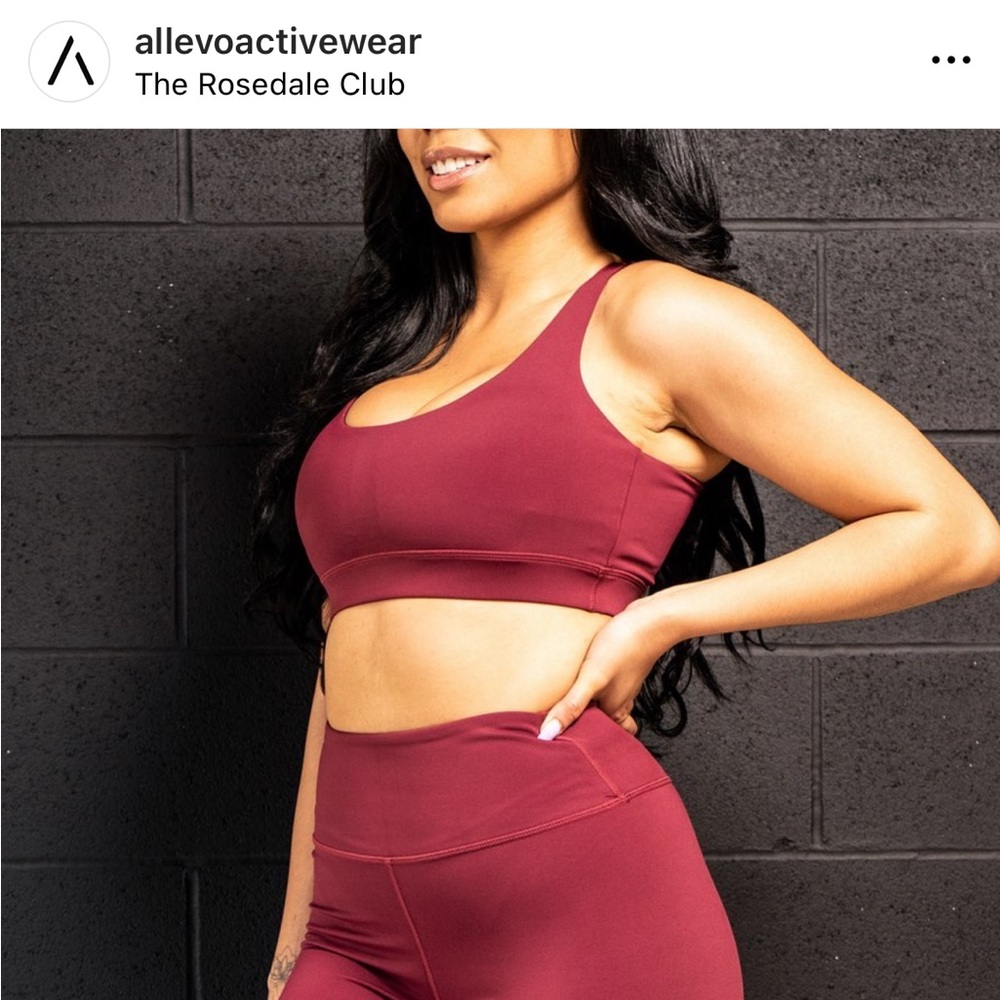 Allevo matching sports bra and leggings